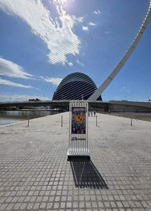 Vinilos Castellón para soporte publicitario exterior